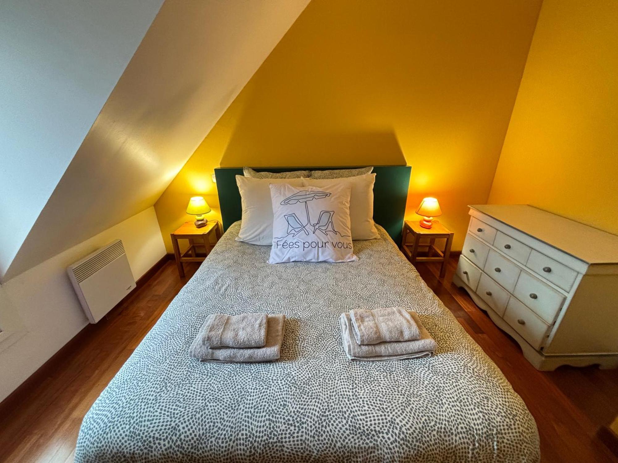 Etreham Cote Cottage Apt 3 Chambres Bien Equipee Vue Imprenable Sur Port Et Mer מראה חיצוני תמונה