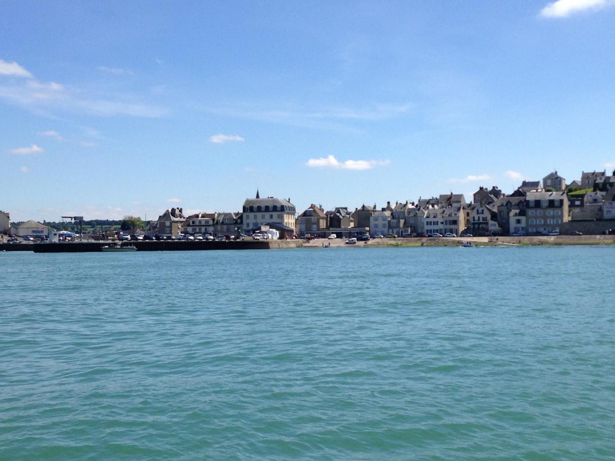 Etreham Cote Cottage Apt 3 Chambres Bien Equipee Vue Imprenable Sur Port Et Mer מראה חיצוני תמונה